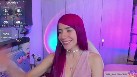 Snapshot of cute_sweetmontt chatting on January 19, 8:07 am katalinda montt online show from January 19, 8:07 am