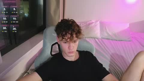 Thomas -  online show from July 22, 8:22 pm