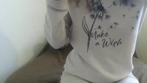 Anne-Marie  online show from April 28, 9:35 am