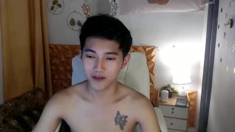 Snapshot of cuteasiancock98 chatting on February 22, 5:12 am Steph online show from February 22, 5:12 am