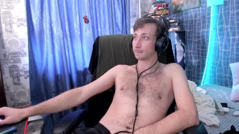 cuteboy228 online show from March 2, 1:38 pm