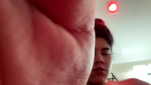 loveolots online show from October 5, 7:06 am