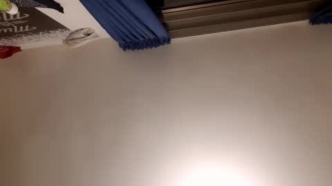 cuteguy52 online show from March 12, 1:20 am