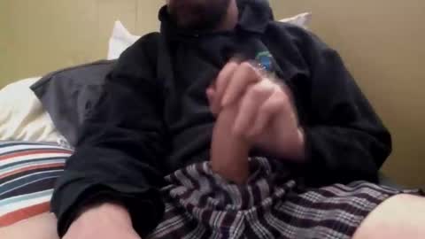 cutehungboi online show from March 8, 6:45 pm