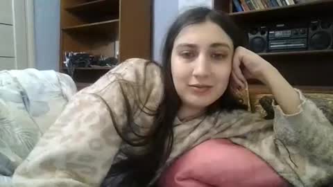 cutekattie online show from February 15, 7:51 am