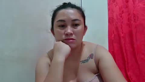 Snapshot of cutelalay chatting on March 2, 10:38 pm Lalai online show from March 2, 10:38 pm