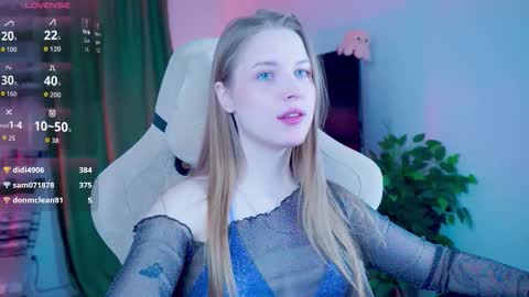 Rina online show from November 10, 8:39 am