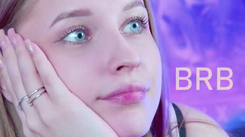 Rina online show from February 5, 8:29 am