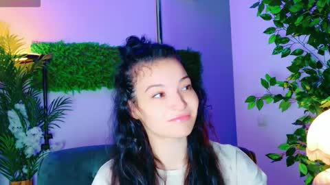 Snapshot of cuteness__girl chatting on October 18, 7:01 am Cuteness Girl online show from October 18, 7:01 am