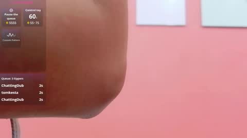 cutepetitee online show from October 12, 8:10 pm