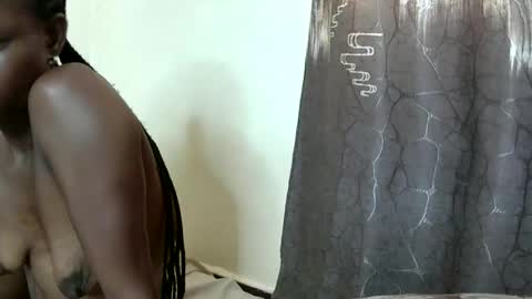 Cutequeen8 online show from December 8, 7:26 am