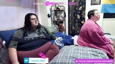 Snapshot of cutetea_time chatting on February 11, 1:20 am Cutetea online show from February 11, 1:20 am