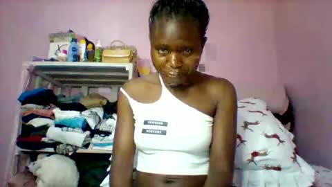 Snapshot of cutezola chatting on September 20, 5:21 am cutezola online show from September 20, 5:21 am