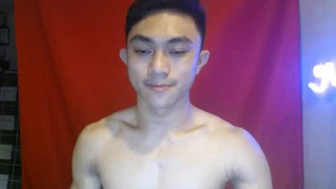 cutie_hunk69 online show from June 18, 9:04 am