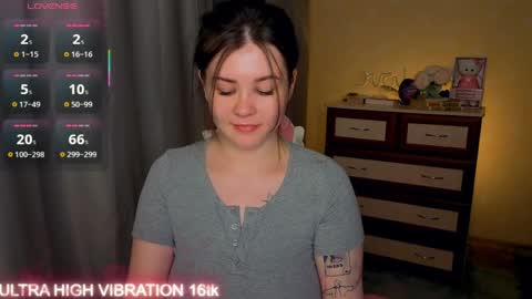 mili online show from April 1, 3:09 pm