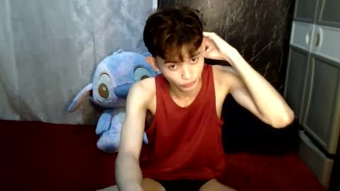 Xam online show from April 26, 5:49 am