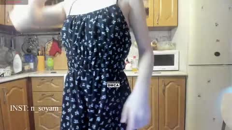 cutiekitty_cb online show from April 2, 6:32 am