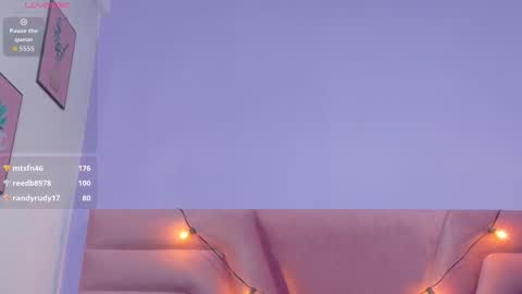 Kiara  online show from December 21, 7:53 pm