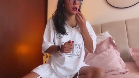 Snapshot of cutiepiemiu chatting on October 14, 8:56 pm cutiepiemiu - online show from October 14, 8:56 pm