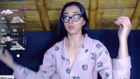 miss ari  online show from June 5, 2:51 am