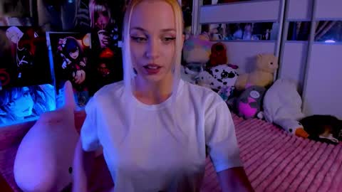 Snapshot of cuttie_ponyy chatting on September 20, 8:23 pm Nora online show from September 20, 8:23 pm