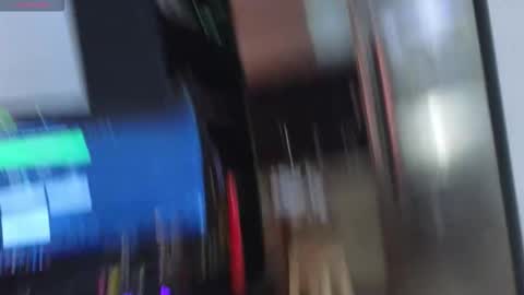 Lu online show from December 14, 1:17 pm