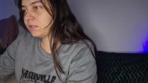 Snapshot of cyndee_winter chatting on October 18, 6:01 pm Cyndee Winter online show from October 18, 6:01 pm