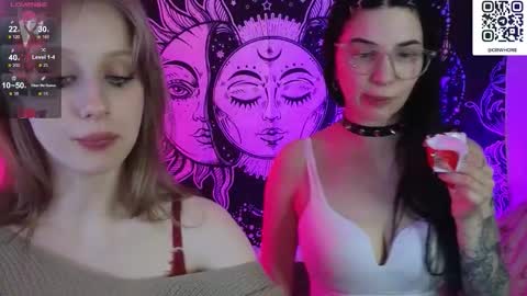 cyyberwhore online show from March 26, 9:31 pm