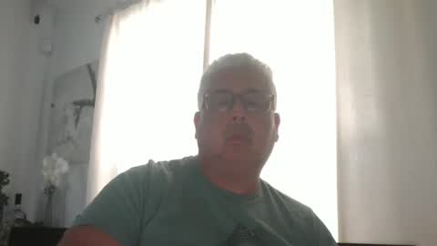 Snapshot of czar1974 chatting on October 14, 10:24 pm czar1974 online show from October 14, 10:24 pm