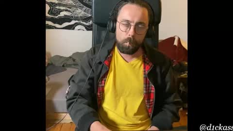 Snapshot of d1ckass chatting on October 1, 5:01 pm d1ckass online show from October 1, 5:01 pm