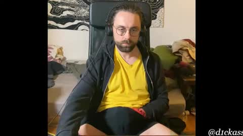 Snapshot of d1ckass chatting on October 25, 5:08 am d1ckass online show from October 25, 5:08 am