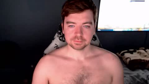 d_surman1994 online show from December 16, 5:19 pm