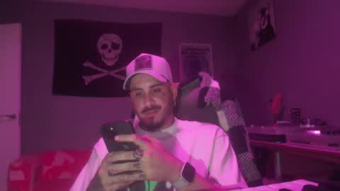 Snapshot of dabirdfree chatting on September 20, 2:58 am Destroyer online show from September 20, 2:58 am