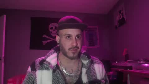 Snapshot of dabirdfree chatting on February 3, 3:31 am Destroyer online show from February 3, 3:31 am