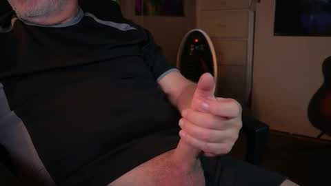 dadbate23 online show from April 1, 2:23 am