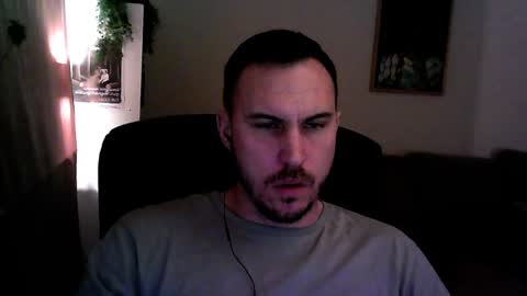 DadBodStephen online show from December 12, 4:43 pm