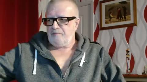 Snapshot of daddiescockforyou chatting on December 29, 9:20 pm Brian ... online show from December 29, 9:20 pm
