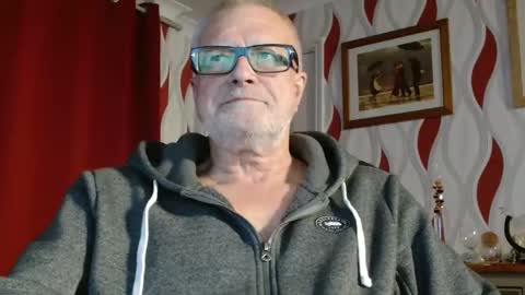 Snapshot of daddiescockforyou chatting on October 9, 8:25 pm Brian ... online show from October 9, 8:25 pm