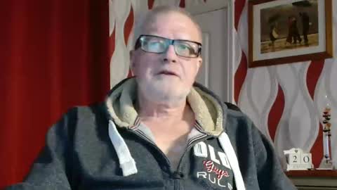 Snapshot of daddiescockforyou chatting on February 20, 9:09 pm Brian ... online show from February 20, 9:09 pm