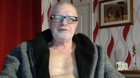 Snapshot of daddiescockforyou chatting on January 5, 8:42 pm Brian ... online show from January 5, 8:42 pm
