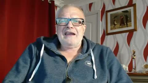 Snapshot of daddiescockforyou chatting on October 21, 8:12 pm Brian ... online show from October 21, 8:12 pm