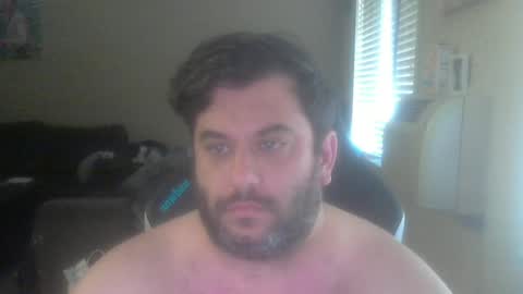 Snapshot of daddybody4u chatting on March 3, 6:56 pm daddybody4u online show from March 3, 6:56 pm