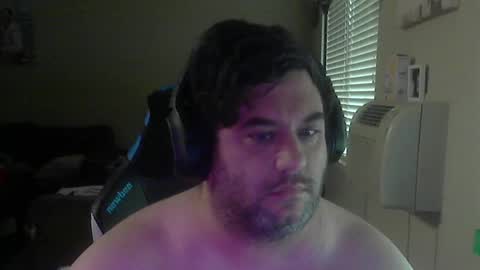 Snapshot of daddybody4u chatting on September 28, 3:10 pm daddybody4u online show from September 28, 3:10 pm