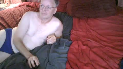 Snapshot of daddycubbyhubby chatting on October 3, 4:04 pm Daddy online show from October 3, 4:04 pm