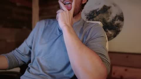 Leo online show from December 27, 2:58 am