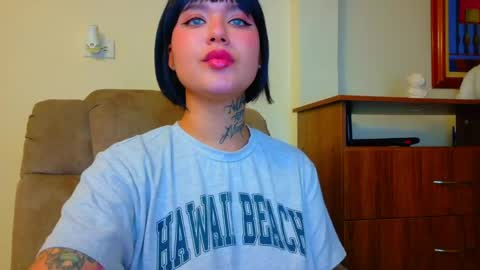 Valen online show from April 23, 1:46 am