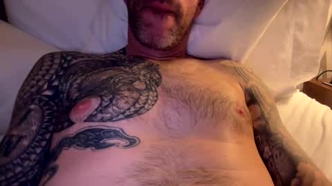 daddyshornyy online show from April 18, 3:36 pm