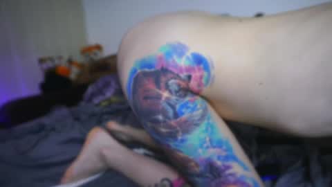 daddyslittleslutfox online show from April 16, 9:39 pm