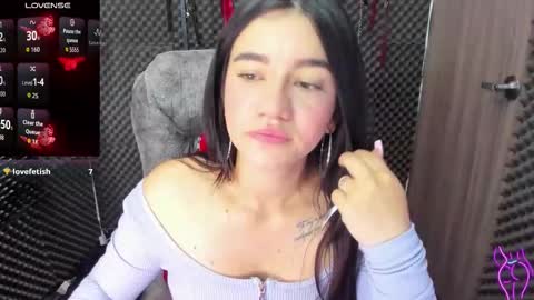 Lili online show from October 29, 3:58 pm