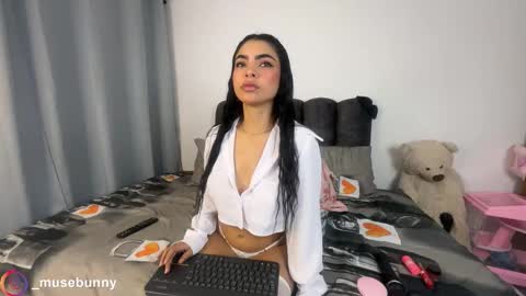 Sophie online show from March 10, 2:38 am